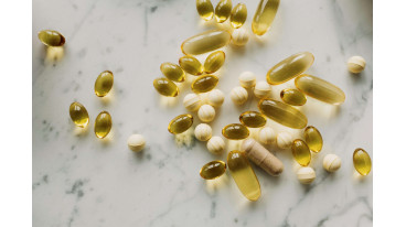 Suplementy diety – czym są, czy działają i czym się różnią od leków?